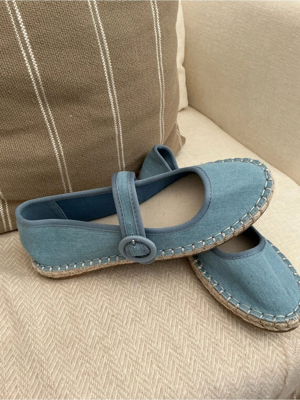 CL by Chinese Laundry Blue Espadrille Mary Jane Flats